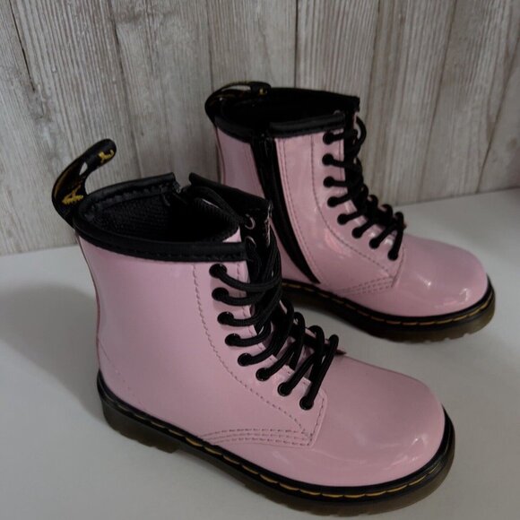 Girl's Grade School 1460 “Pale Pink” Patent Combat Boots Size 8 - Picture 5 of 16